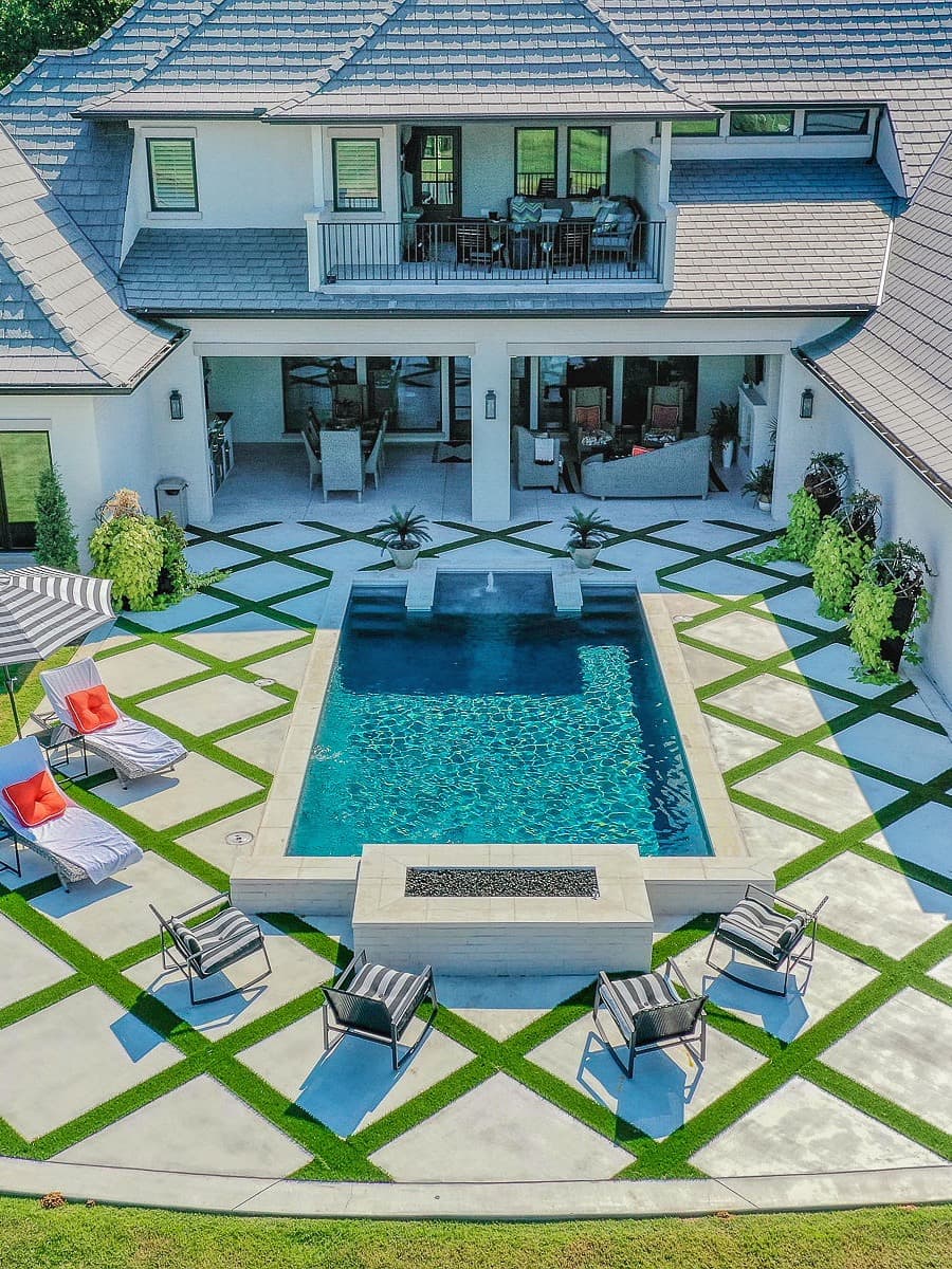 Relocate with Julie Routzahn